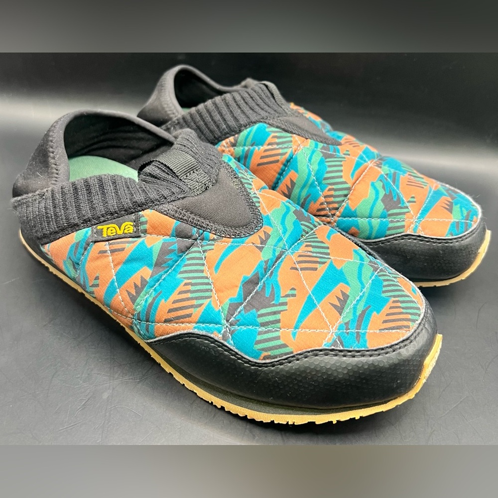 Teva-Multicolor Quilted Slip-Ons-‎ Mens size:7